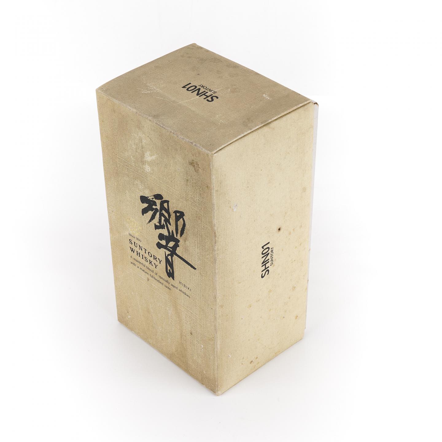 响 金花标 金挂件 700ML