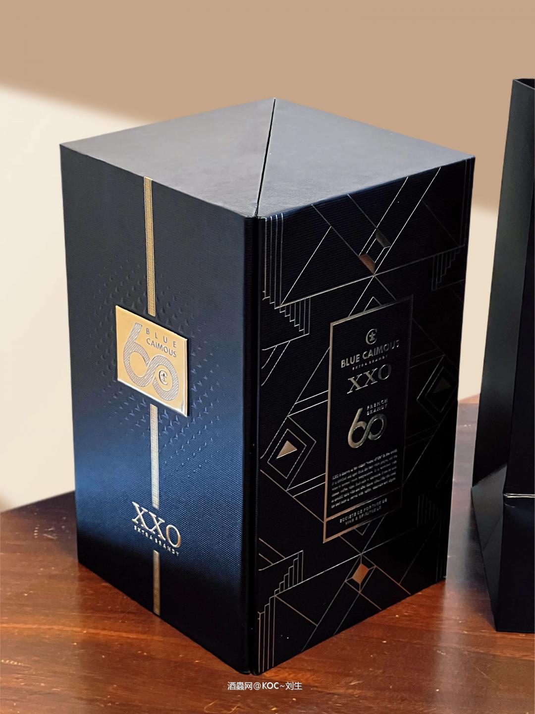 卡穆蓝珍藏60樽奢XXO白兰地