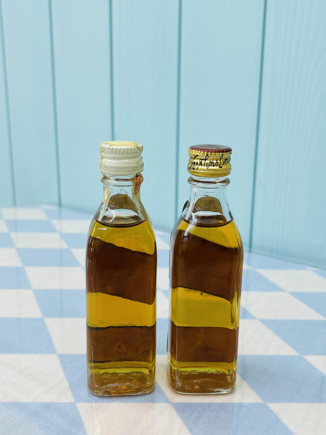 70年代 Johnnie walker 红牌 小酒版*2