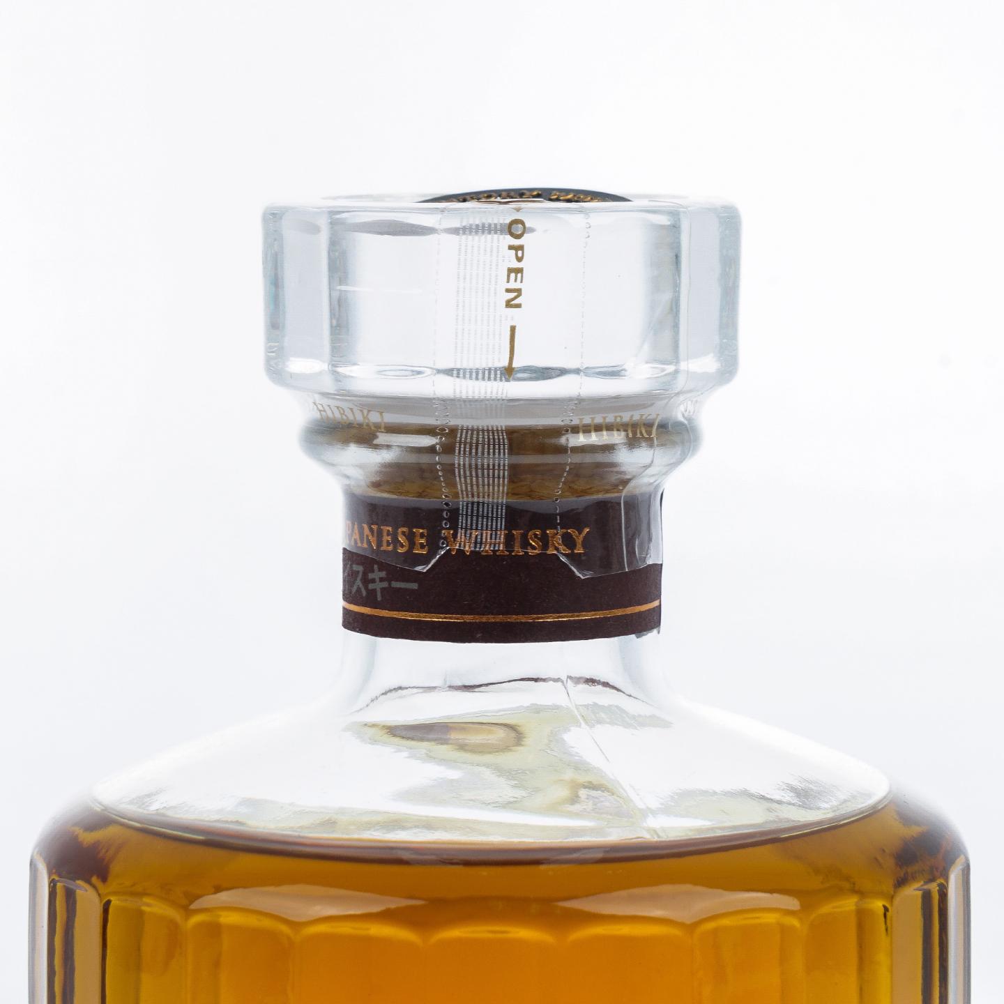 响 21年 调和 700ml