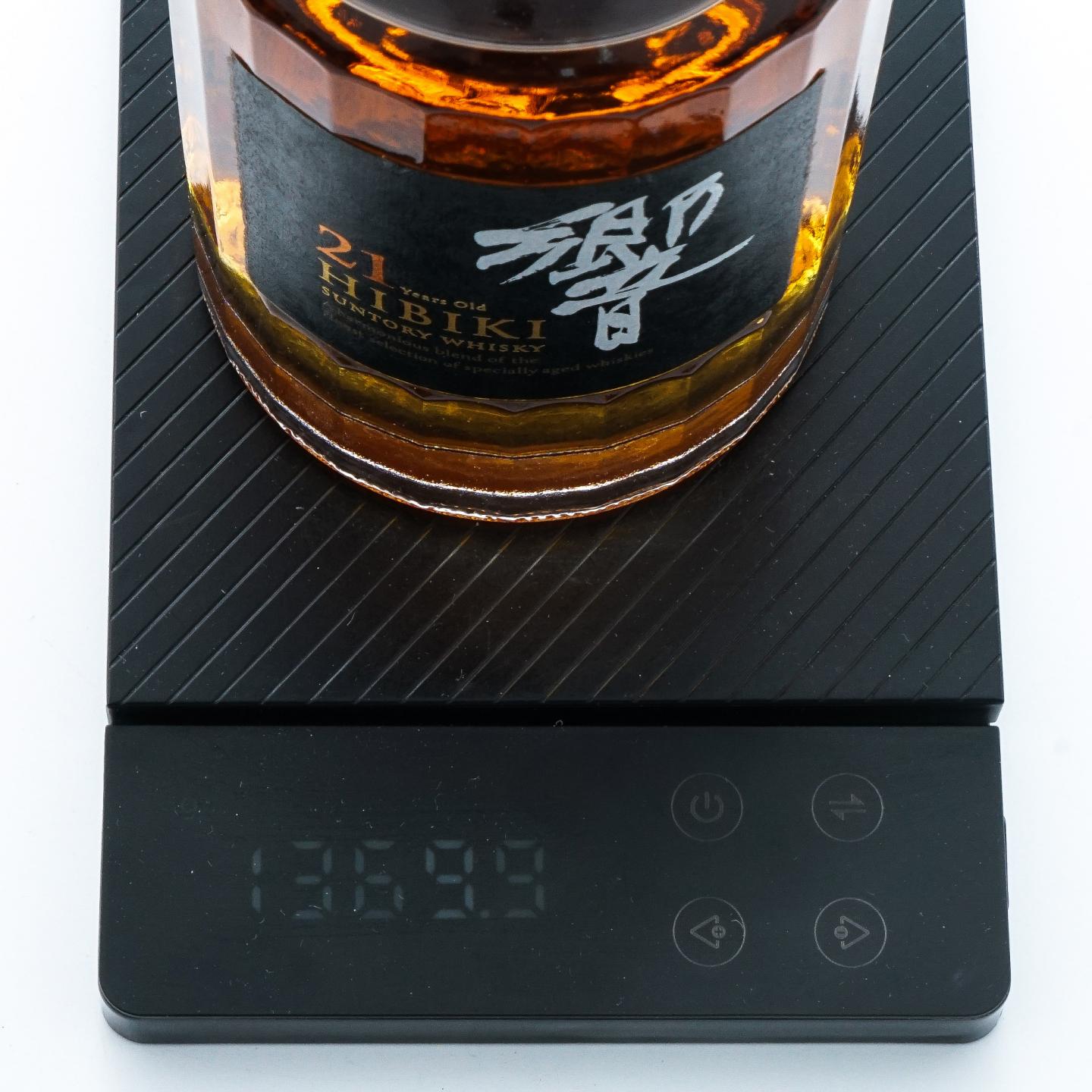 响 21年 调和 方盒 700ml