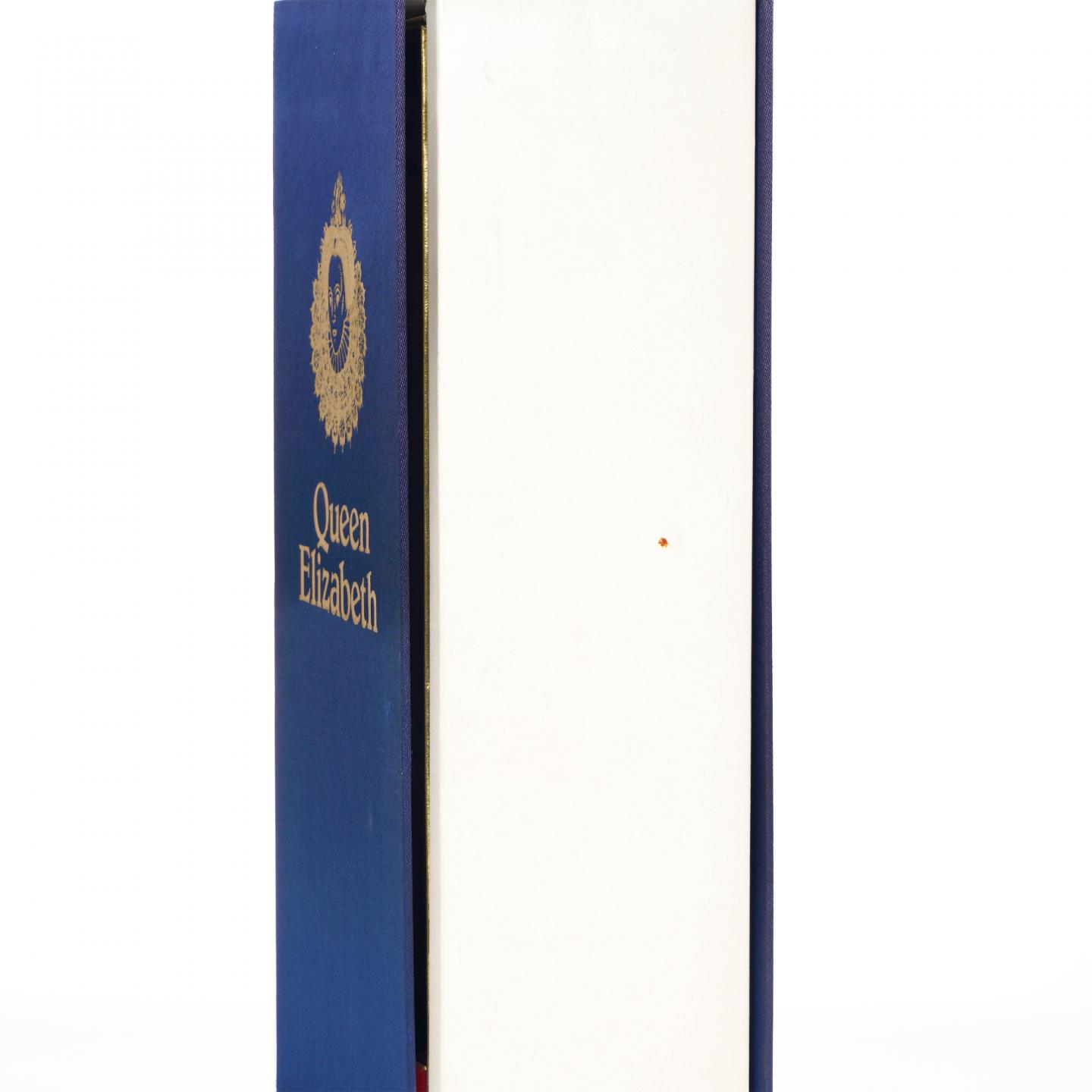 伊丽莎白女王 Averys 调和 De Luxe 750ML