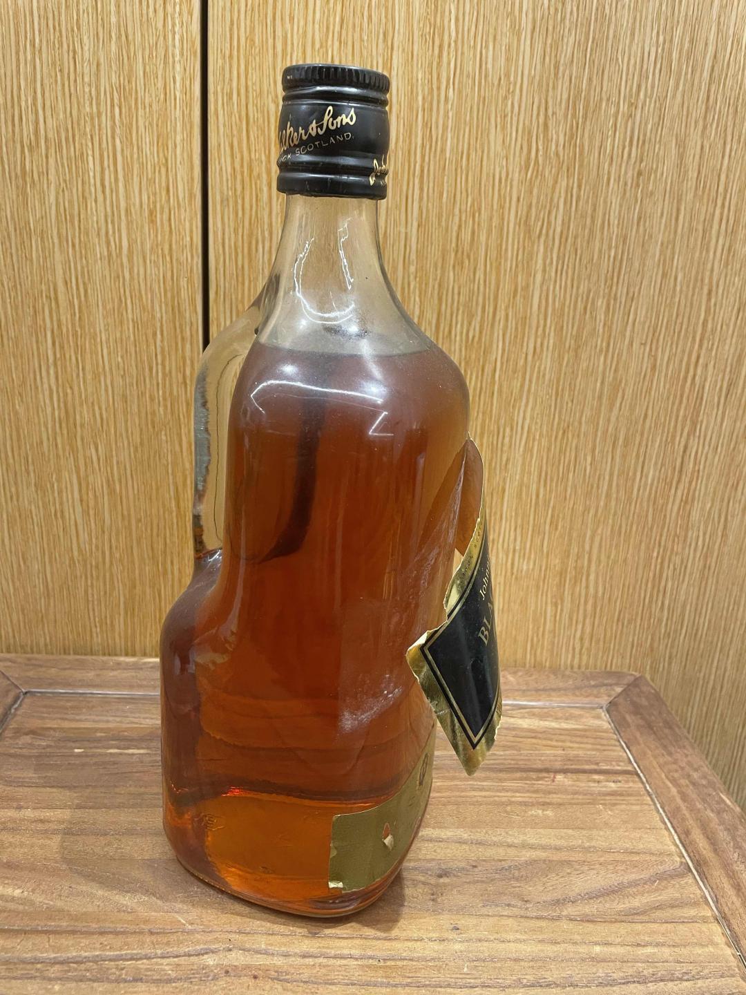 90年代黑牌2L装裸瓶