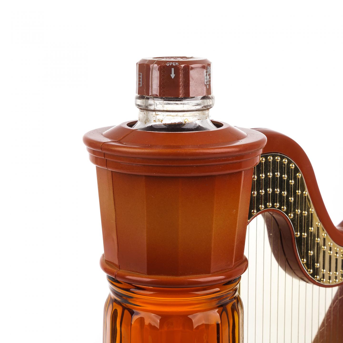 三得利 白兰地 竖琴造型 600ml