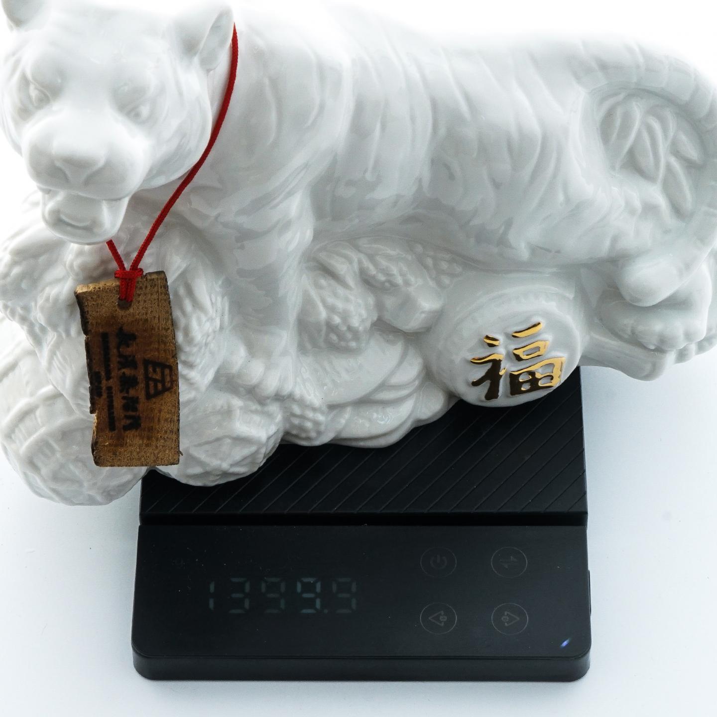 长滨蒸馏所 生肖白虎 陶瓷瓶 水楢桶后熟 第三版