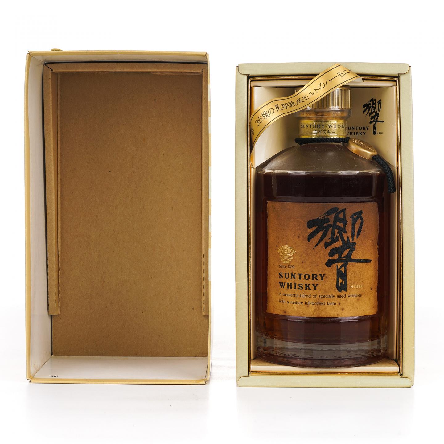 响 金花标 金挂件 700ML