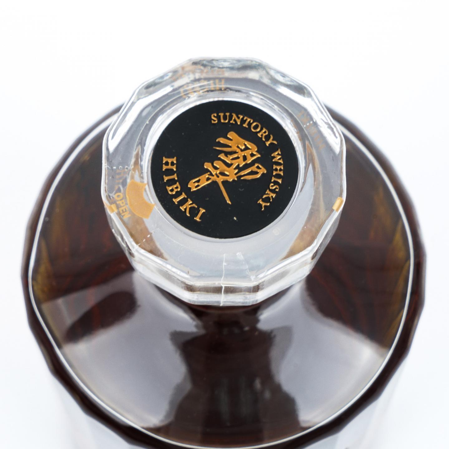 响 21年 调和 方盒 700ml