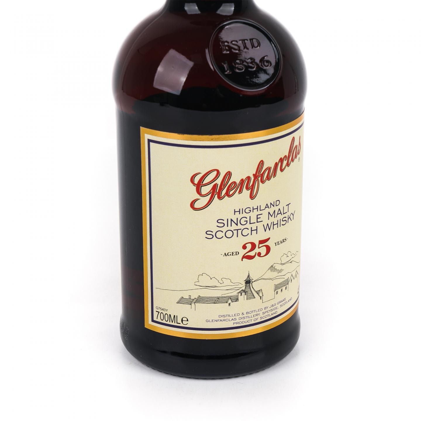 Glenfarclas 格兰花格 25年 43%Vol. 700ml