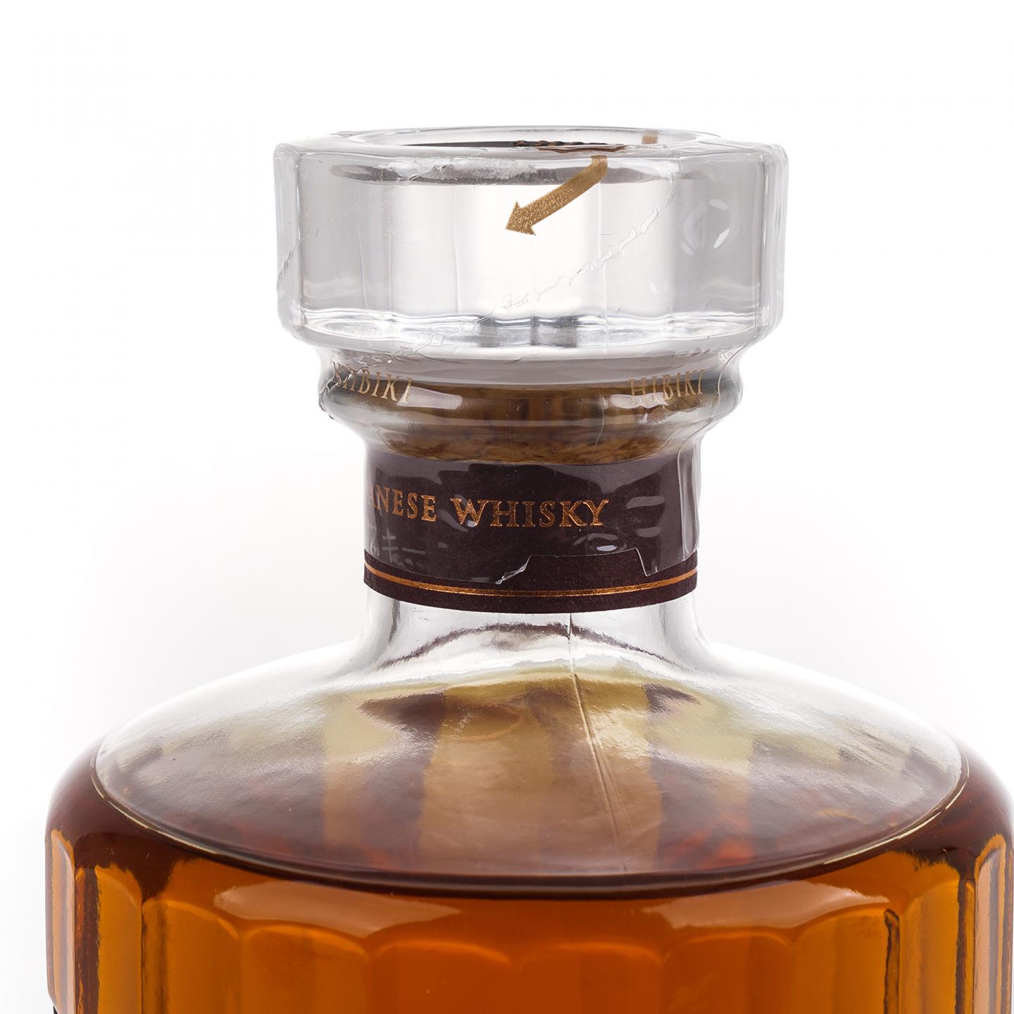 响 21年 调和 700ml