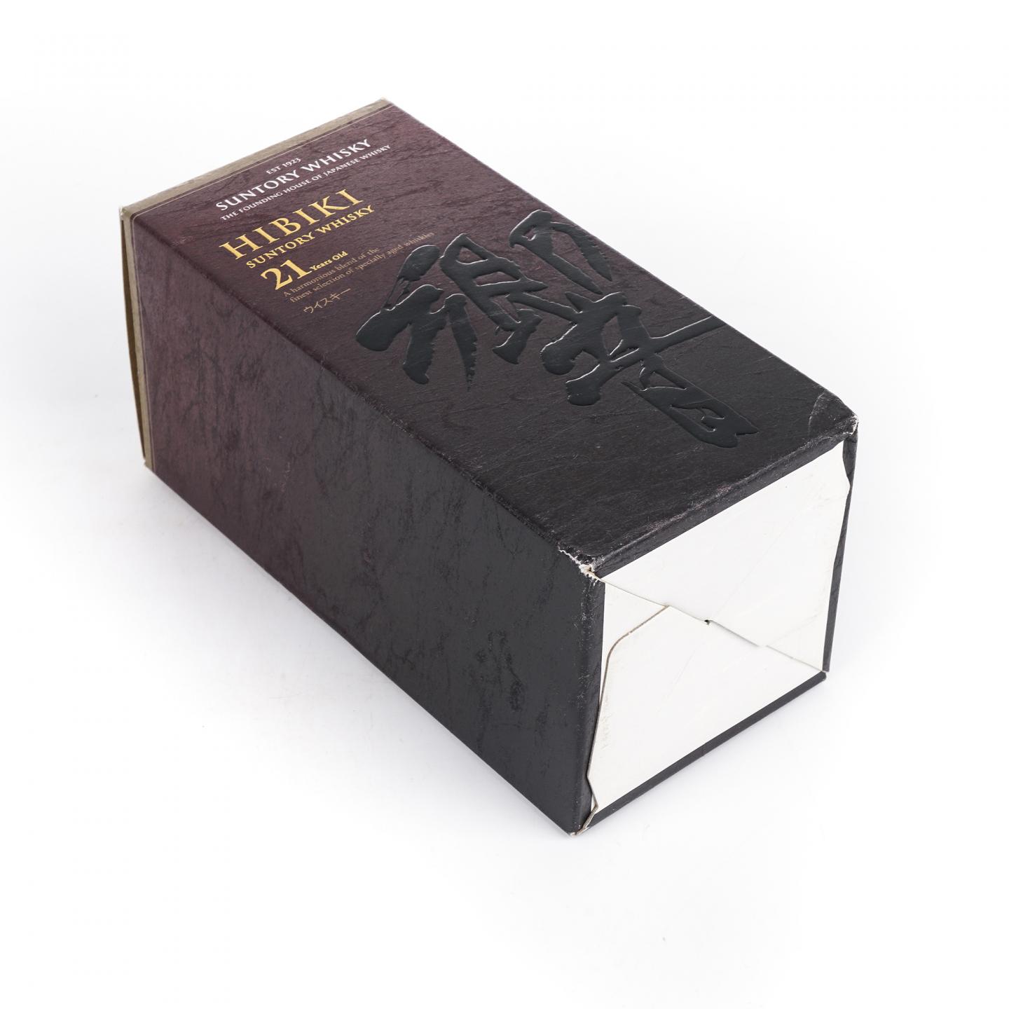 响 21年 调和 700ml