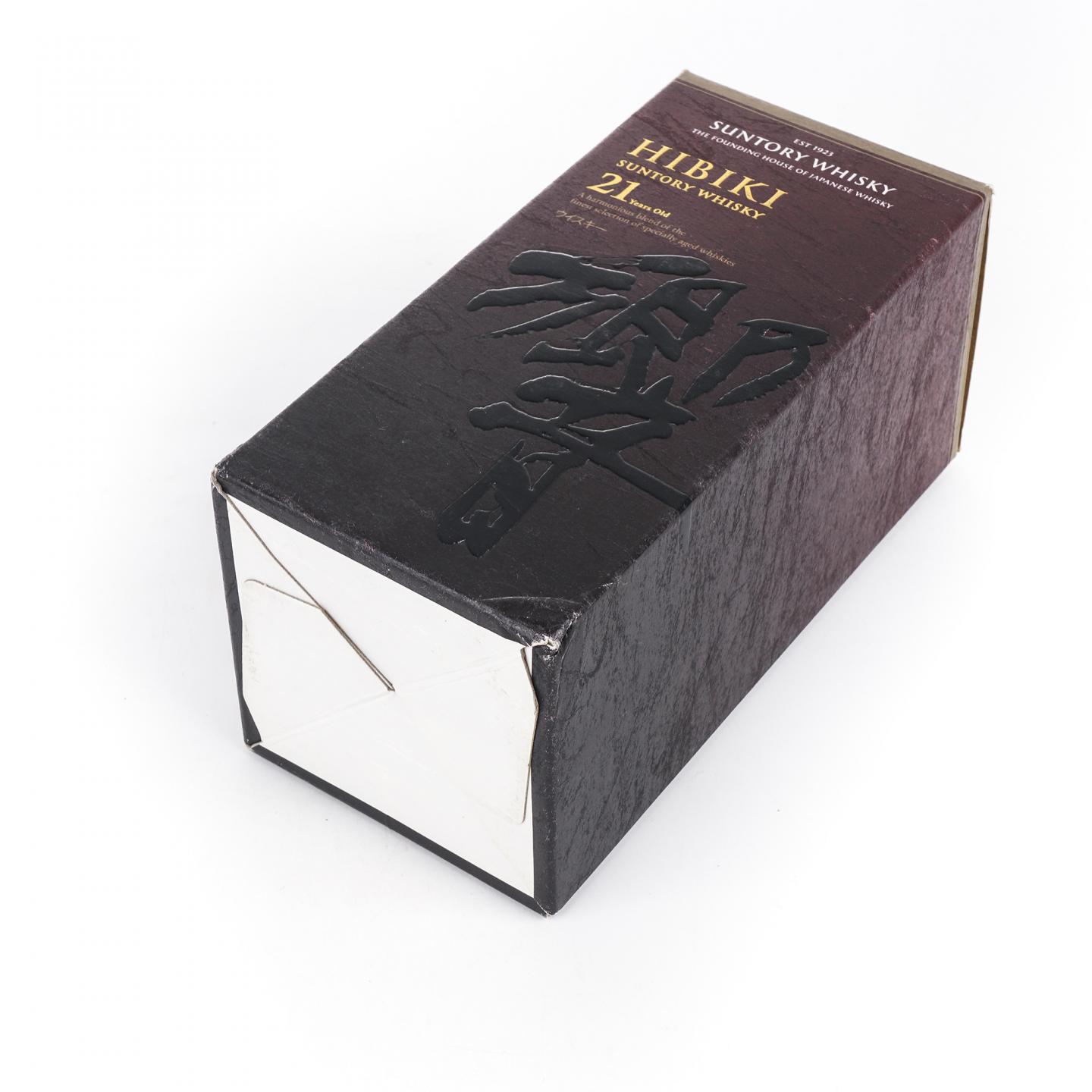 响 21年 调和 700ml