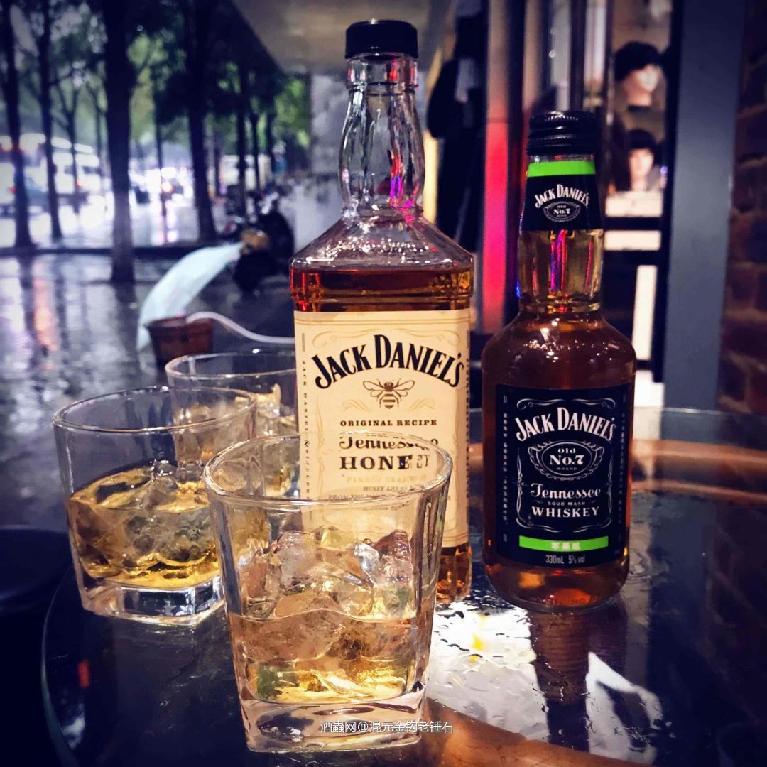 杰克丹尼蜂蜜利口酒 度数35%