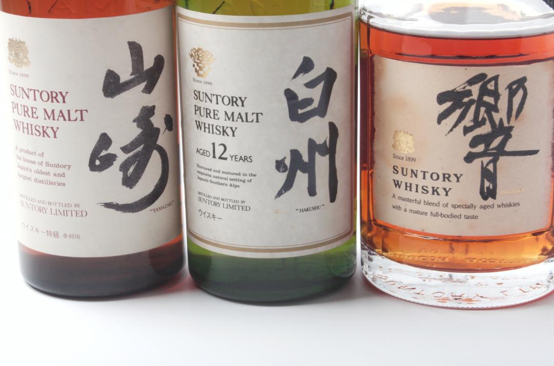 【全套首版】1984年/1994年/1989年 首版双狮标山崎12年单一麦芽威士忌/首版金花标白州12年单一麦芽威士忌/首版双狮标响17年威士忌 43% 760/750/750ml