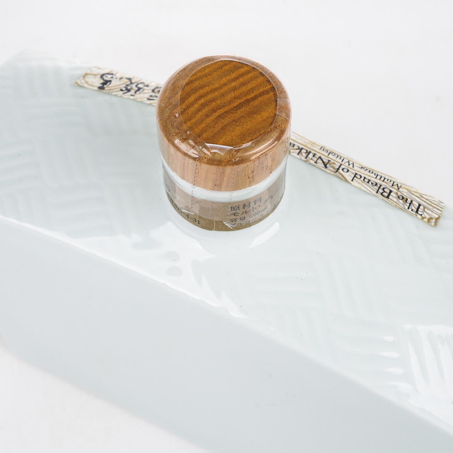 Nikka 1990 腾运福骏马 陶瓷瓶 600ml