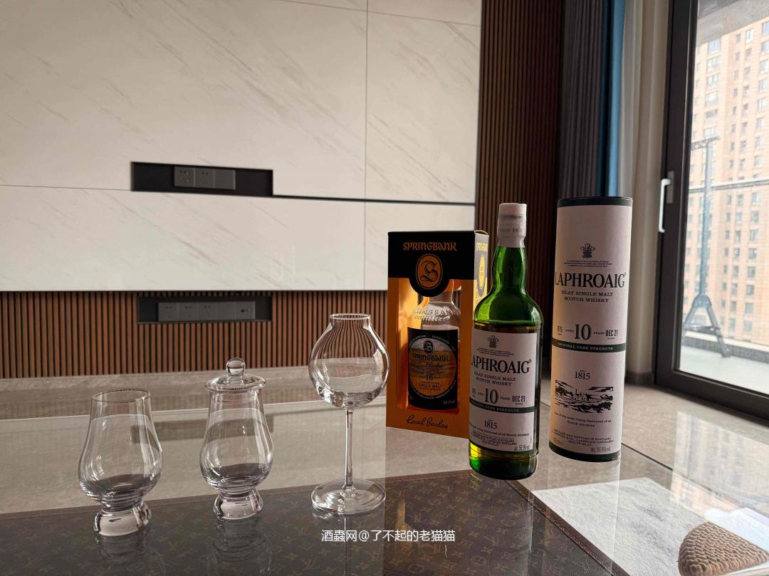 毛茸茸的酒搭子又来陪我喝云顶了，知道你们酒量不好，这次给你们…