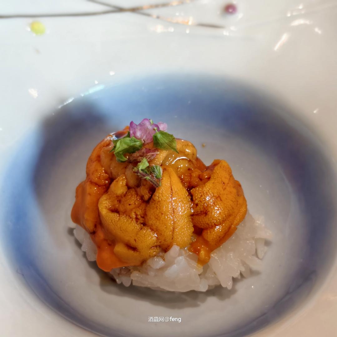 独行独坐，独唱独酌还独卧。