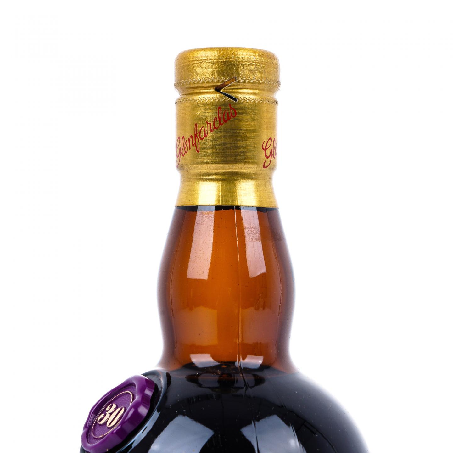 Glenfarclas 格兰花格 30年 旧版 紫色圆盒