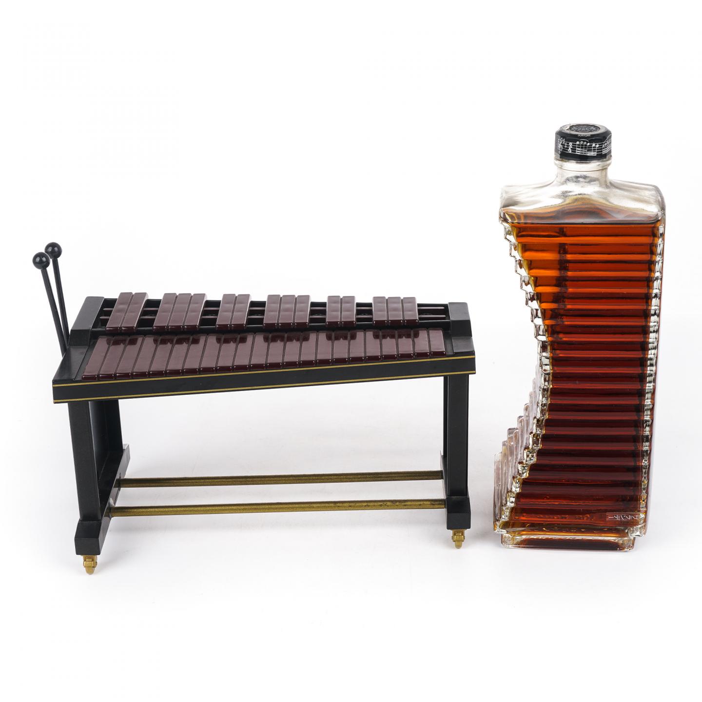 三得利 白兰地 马林巴琴