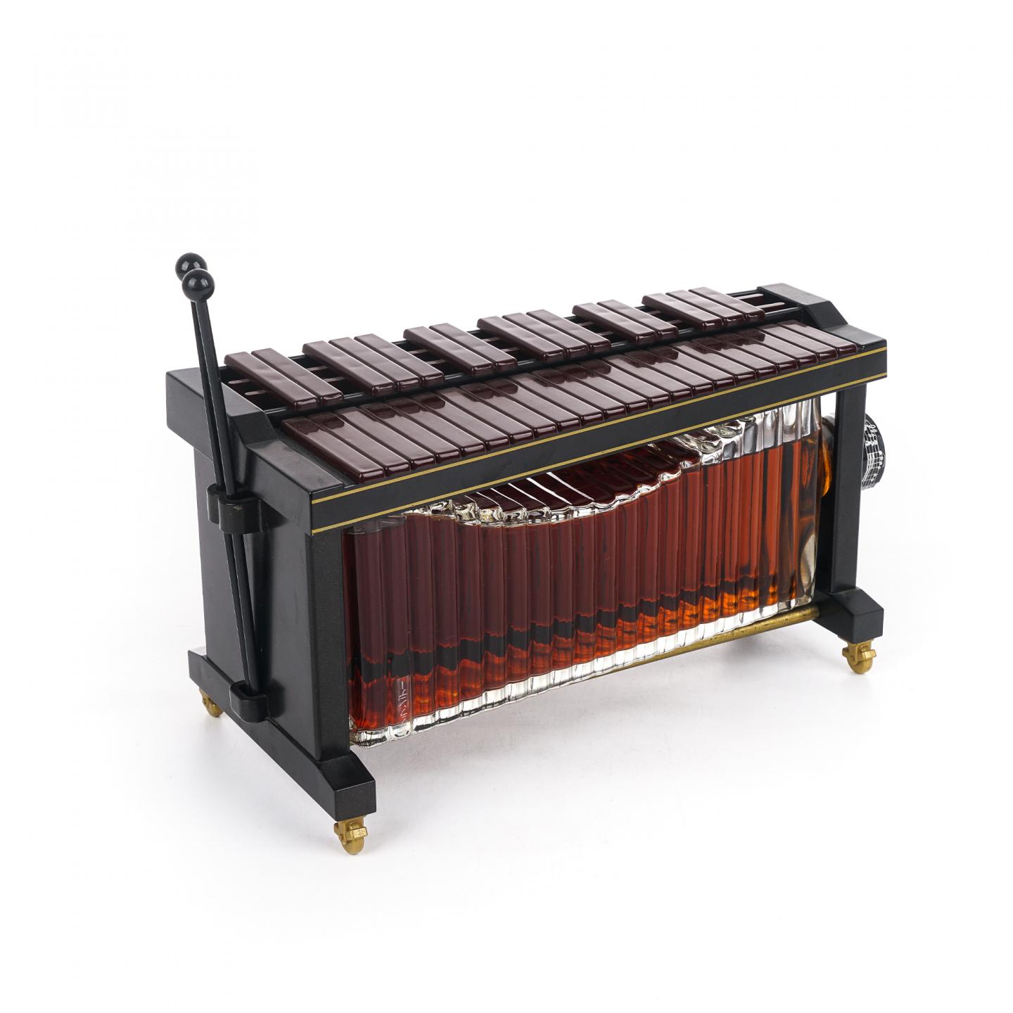 三得利 白兰地 马林巴琴