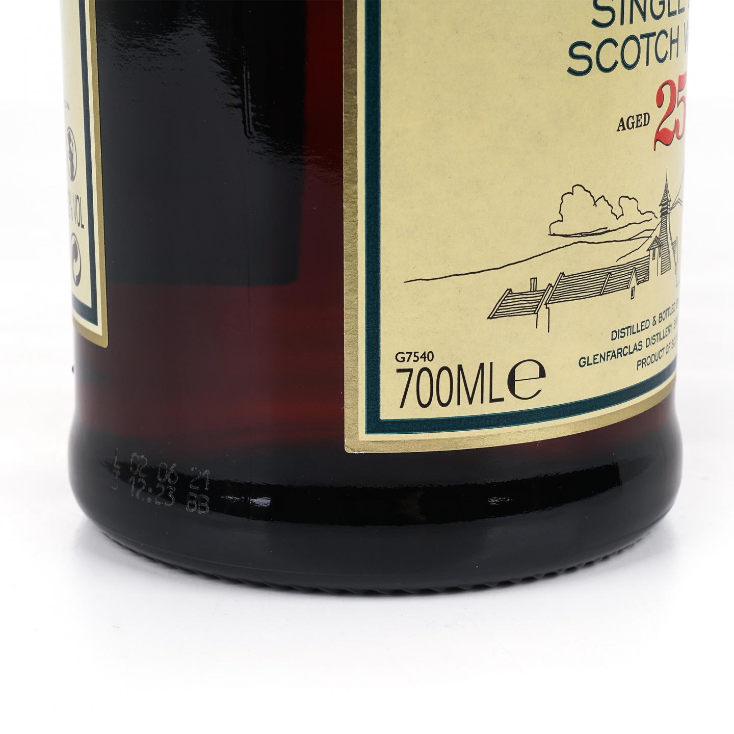 Glenfarclas 格兰花格 25年 700ML