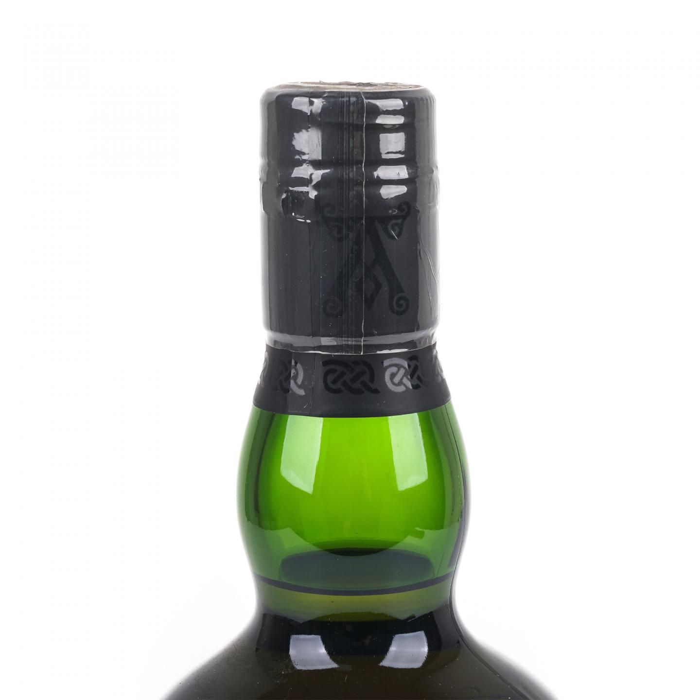 Ardbeg 阿贝 2016 Dark Cove 黑湾