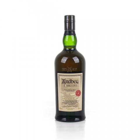 Ardbeg 阿贝 2016 Dark Cove 黑湾