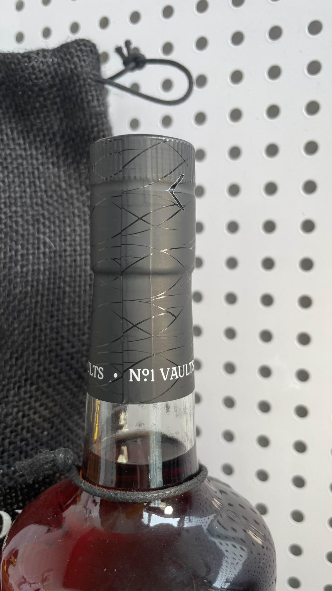 波摩17年 勒弗莱红葡萄酒 单桶 桶号6号 2007-2024装瓶 此款是纪念 波摩酒厂 旅游中心成立50周年 纪念款 手工装瓶限量发售