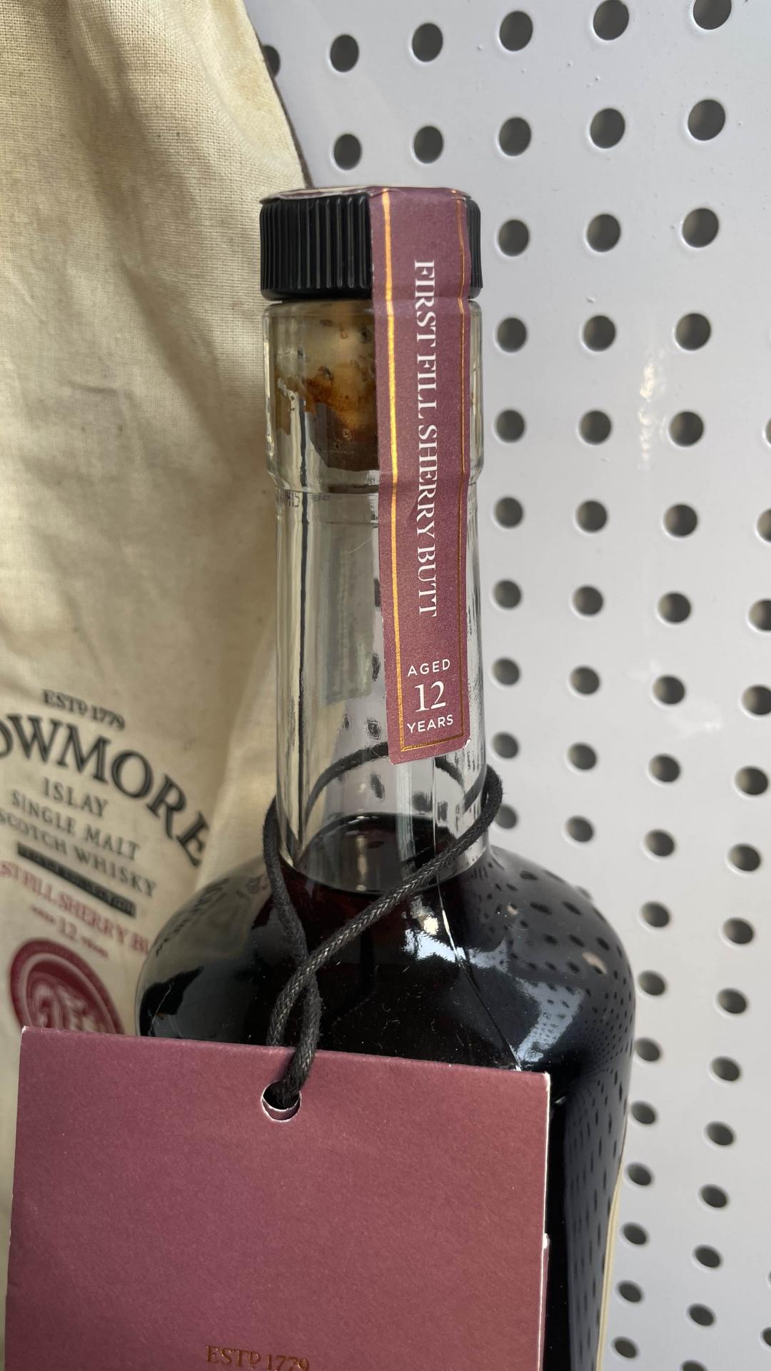 波摩 2015岛节限定款 12年oloroso雪莉单桶 限量600瓶 非常稀有 品相完好 酒色非常棒 值得收藏与品鉴