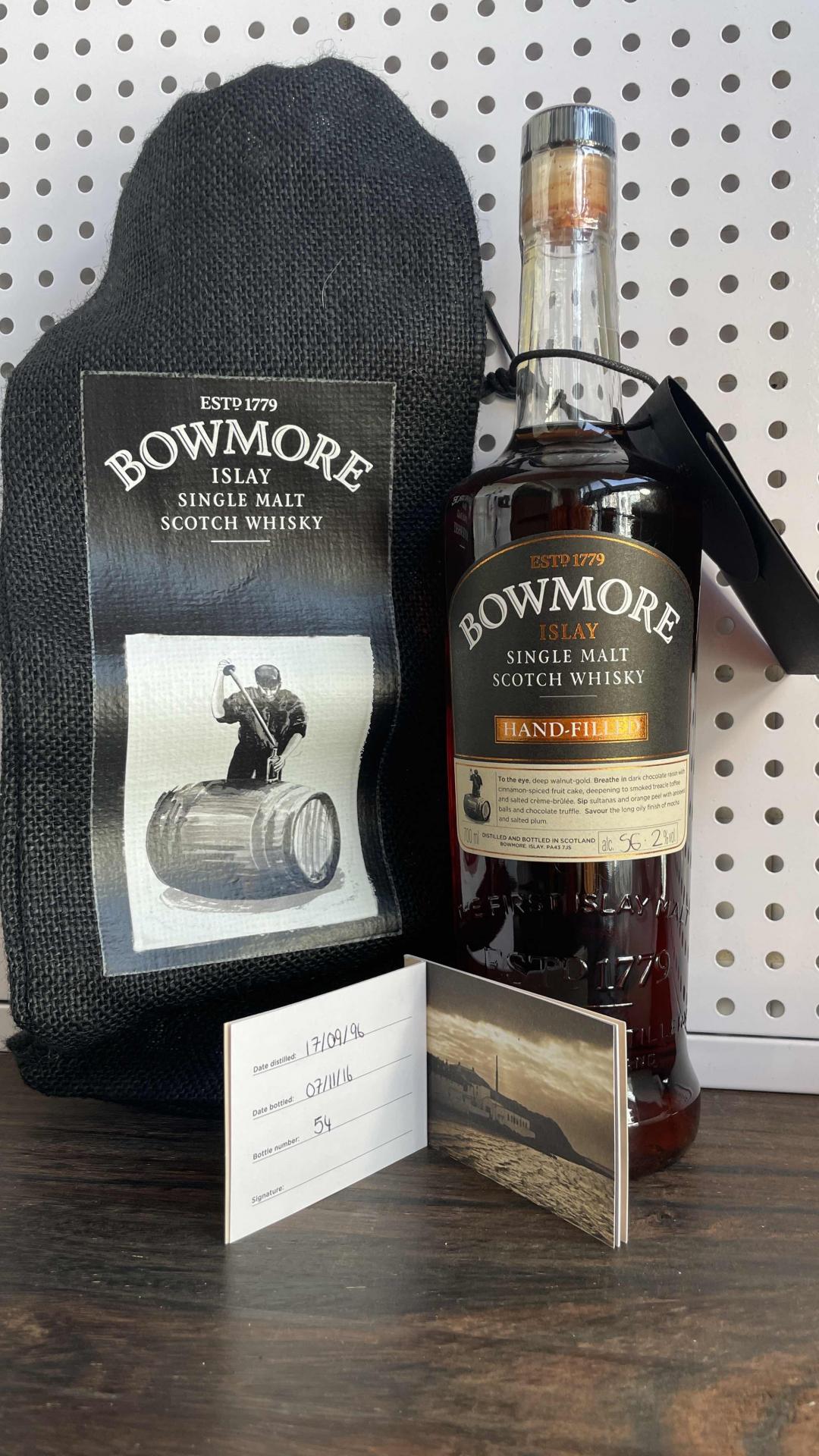 波摩 20年oloroso雪莉桶 手工装瓶 酒厂限定 wb权威酒评网 106人投票 评出高分90.64分 欧洲价格都过8千 现货好价