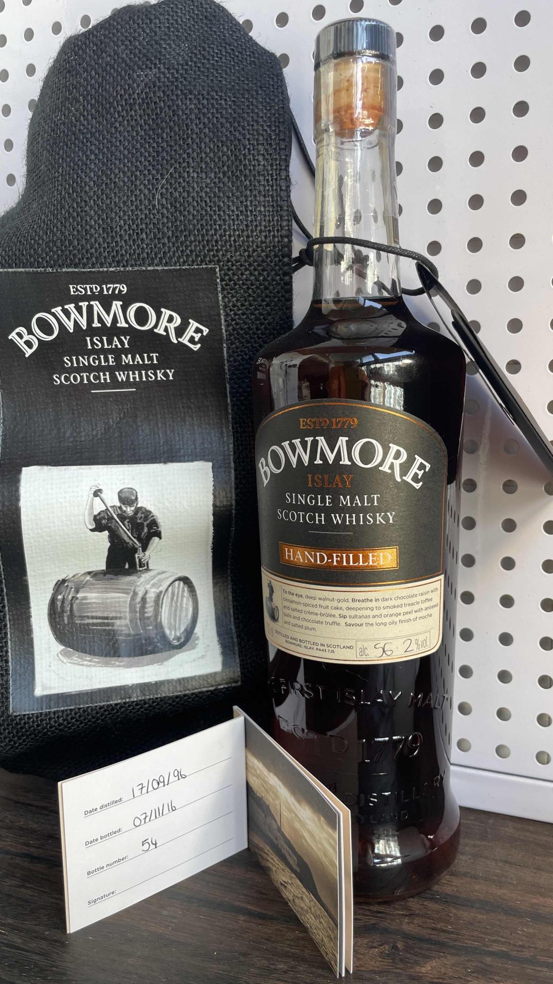 波摩 20年oloroso雪莉桶 手工装瓶 酒厂限定 wb权威酒评网 106人投票 评出高分90.64分 欧洲价格都过8千 现货好价