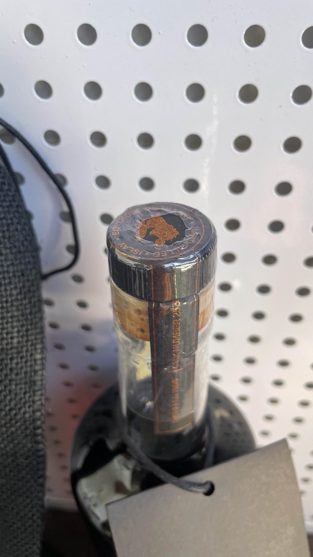 波摩 20年oloroso雪莉桶 手工装瓶 酒厂限定 wb权威酒评网 106人投票 评出高分90.64分 欧洲价格都过8千 现货好价