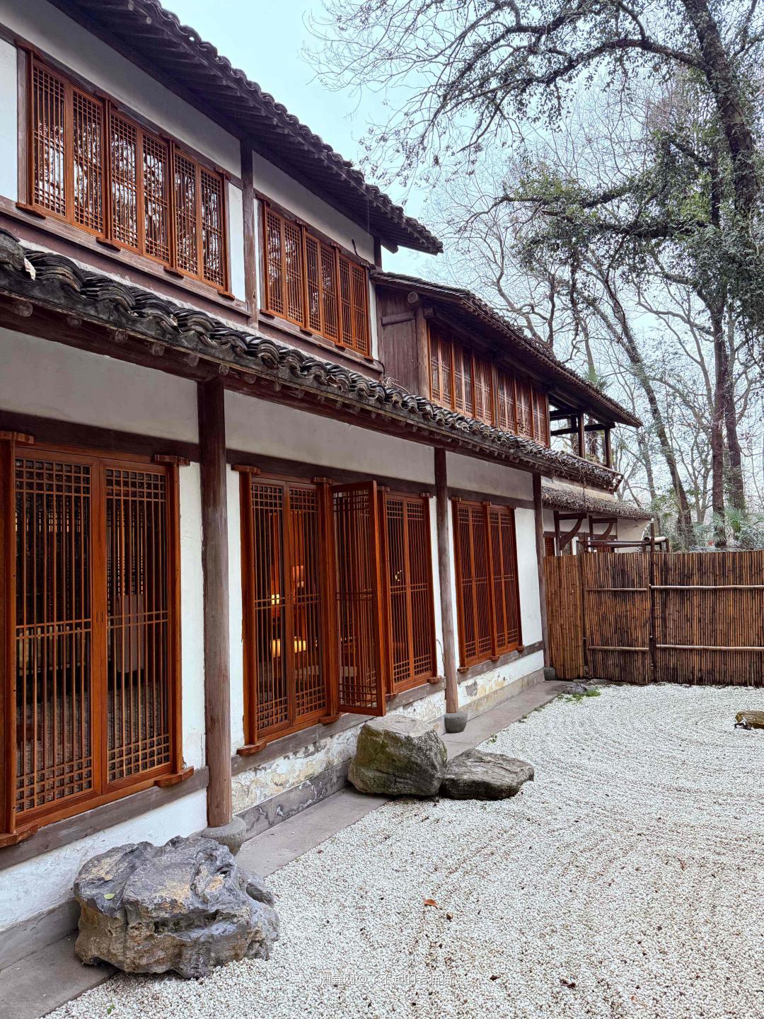 最后一张御姐酒搭子显然是白州喝多了