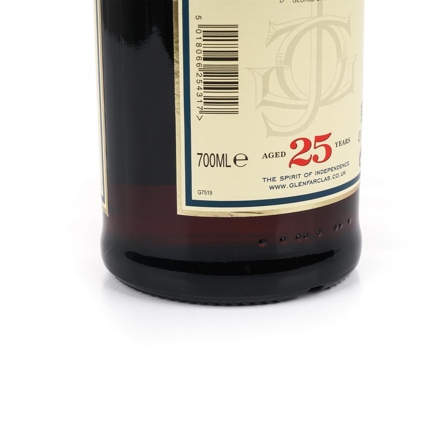 Glenfarclas 格兰花格 25年 圆筒 700ML