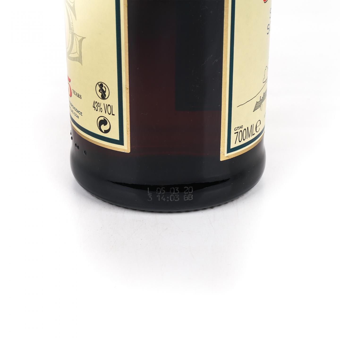 Glenfarclas 格兰花格 25年 单一麦芽 圆筒 700ml