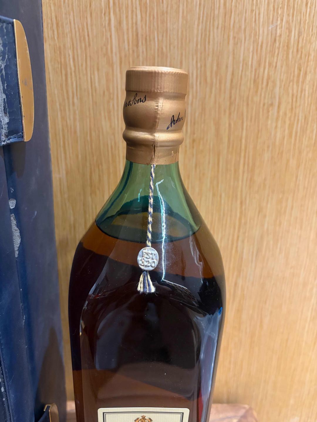 尊尼获加蓝牌旧版 1.75L