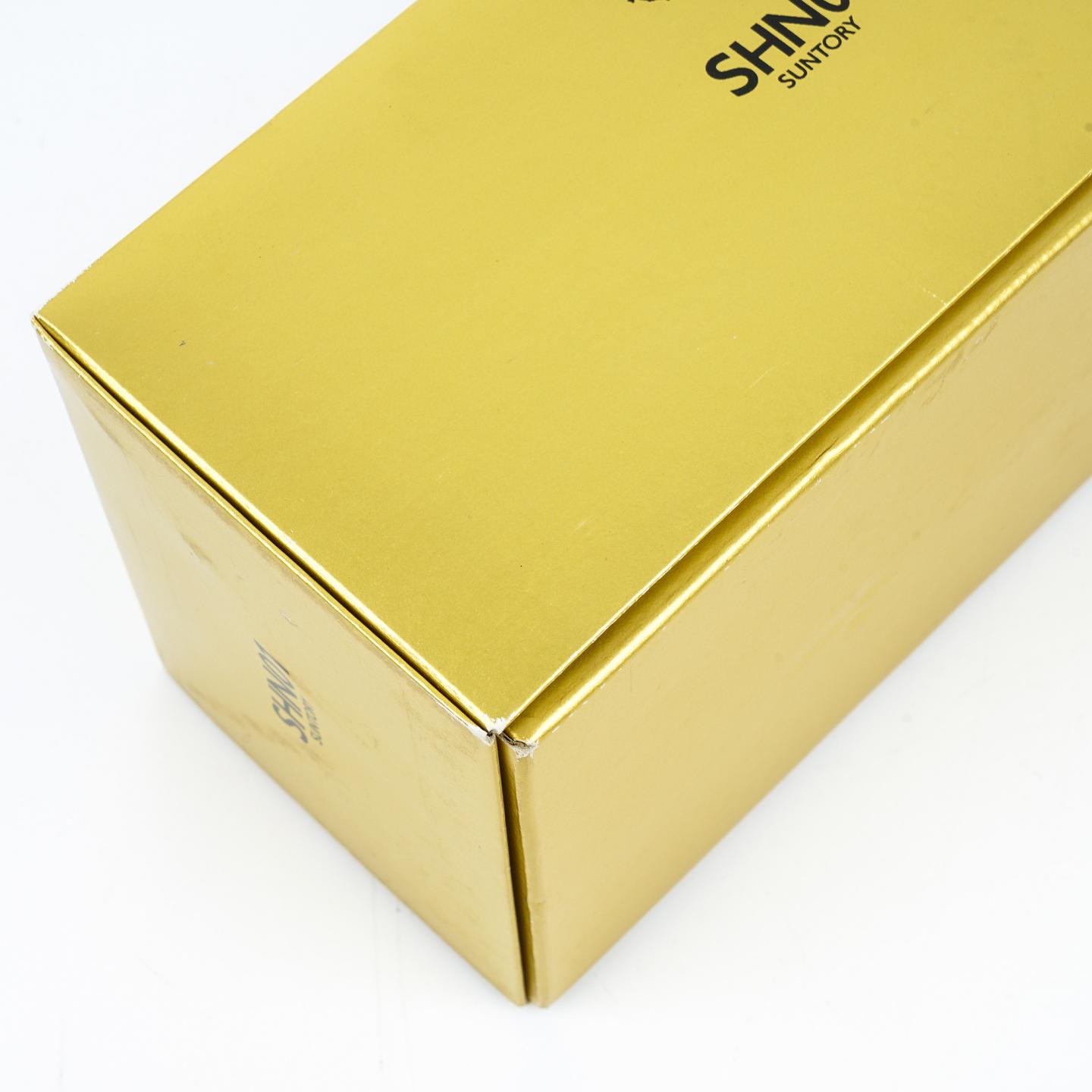 响 金花标 金挂件 700ML