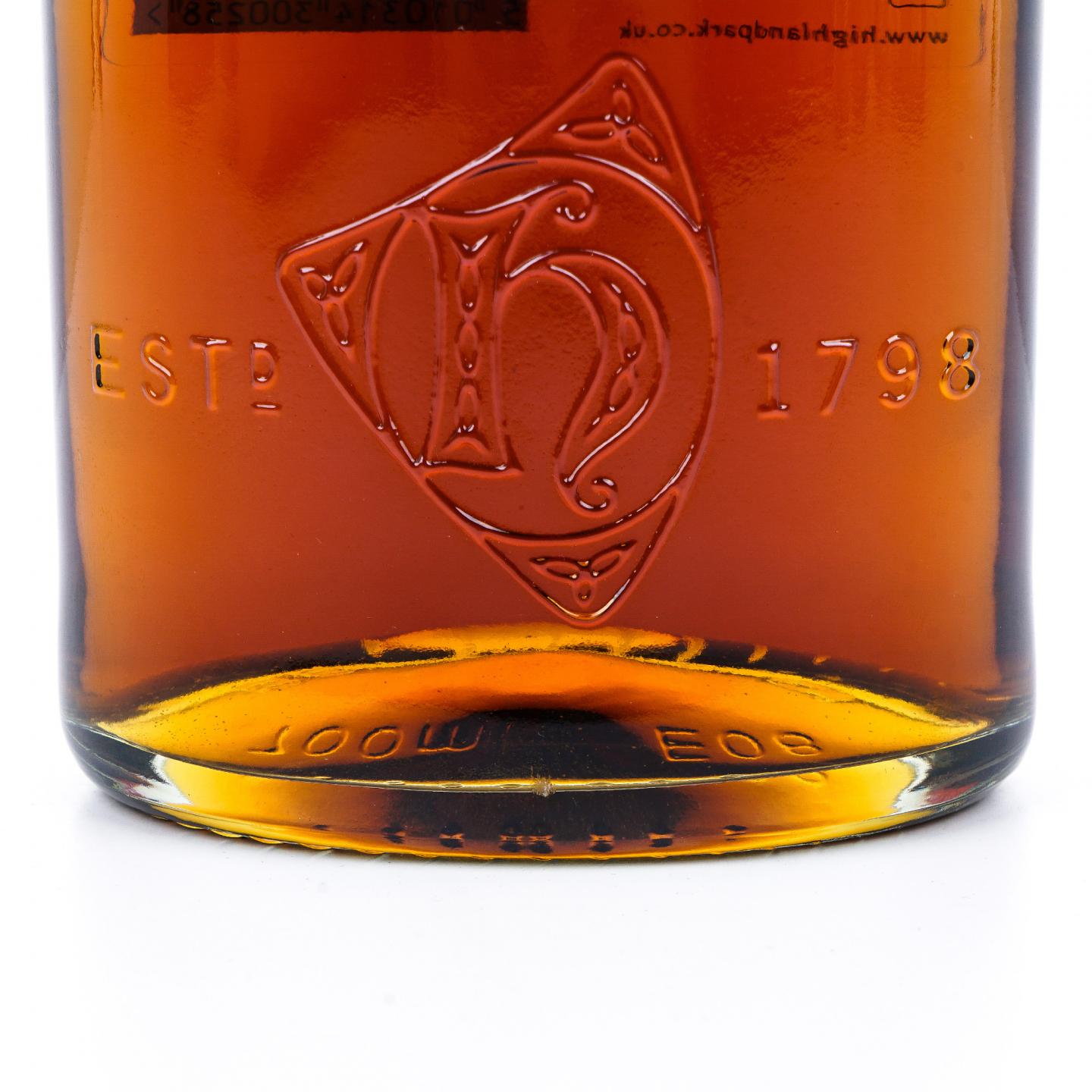 Highland Park 高原骑士 30年 木盒 700ml 非原盒