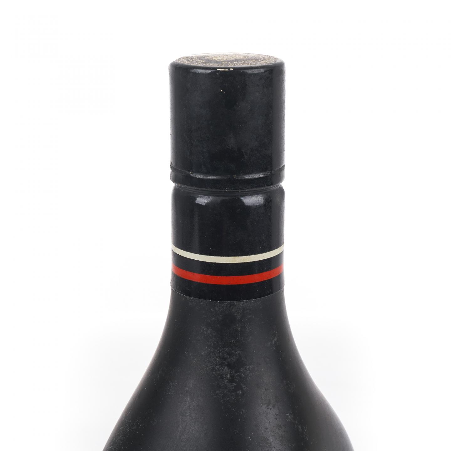 White Horse 白马 12年 1980s 特级 黑瓷瓶 750ml 43%