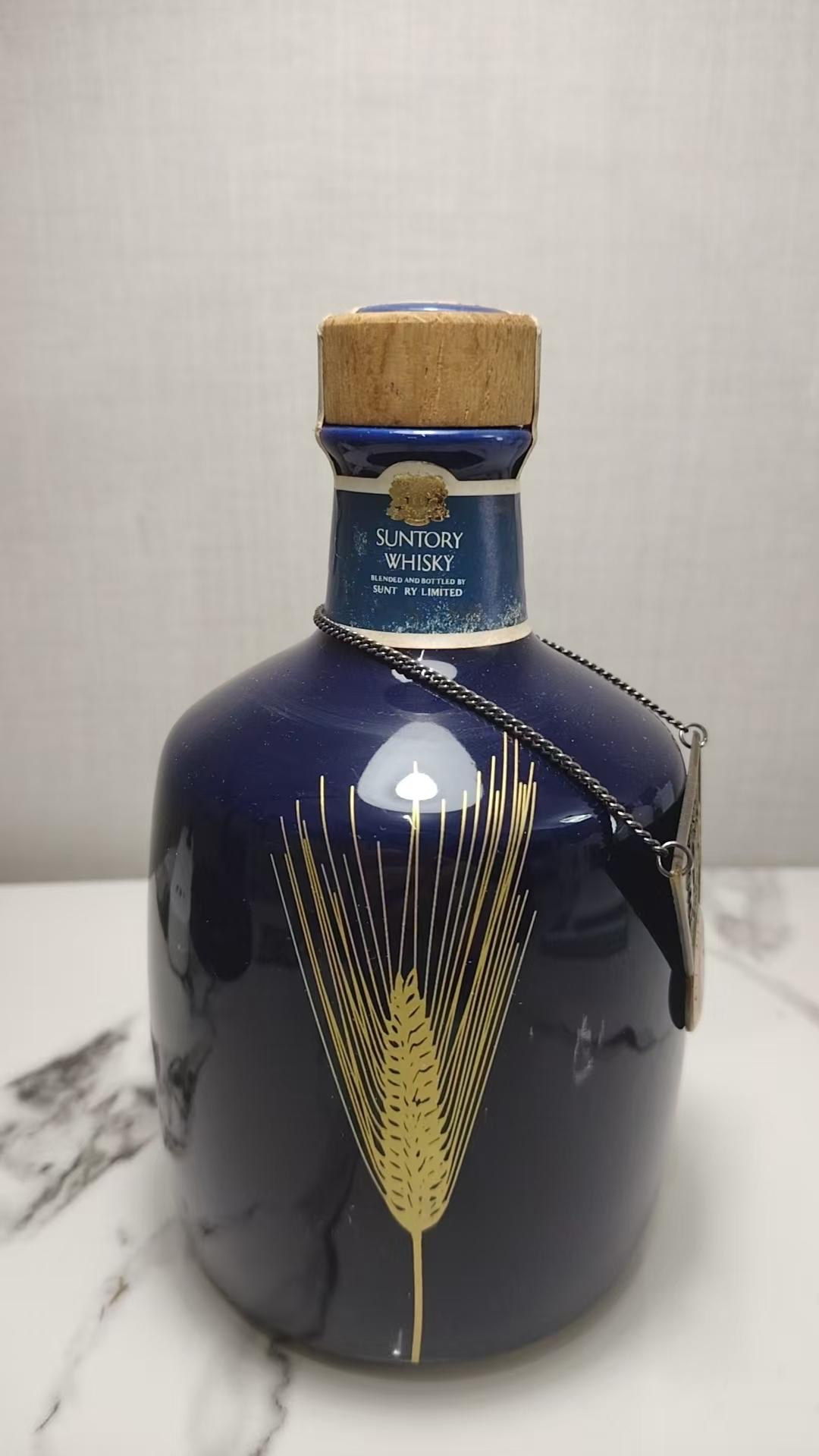 1982年山崎蒸馏所绝版「全日空创立30周 年纪念」有田烧特级日本威士忌