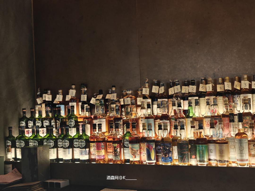 还有年轻人为了爱好而做Bar。果然95后和00后是未来的主力