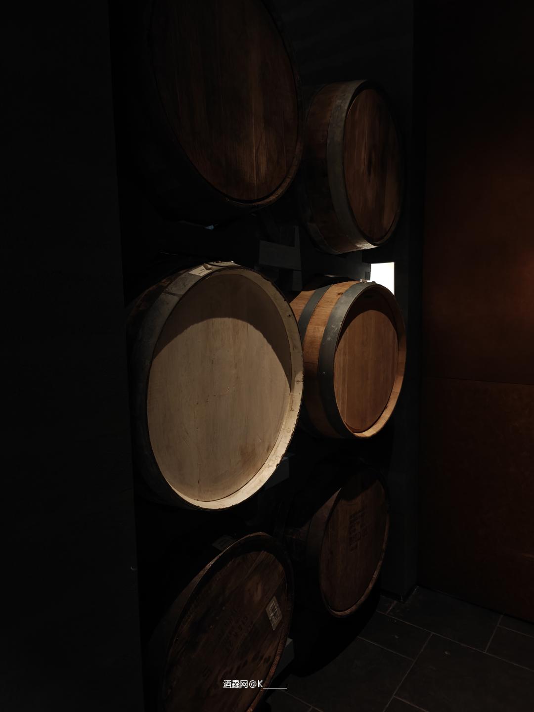 还有年轻人为了爱好而做Bar。果然95后和00后是未来的主力