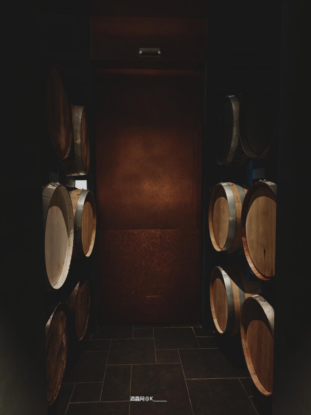 还有年轻人为了爱好而做Bar。果然95后和00后是未来的主力