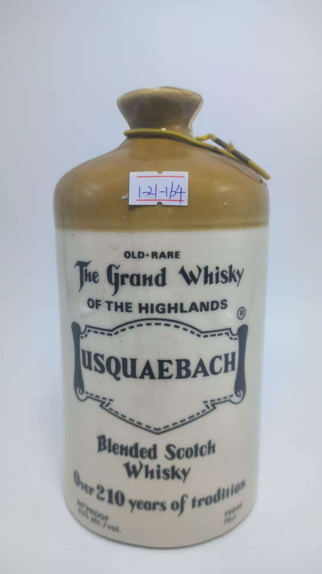 Usquaebach 老版陶罐装调和苏格兰威士忌｜Stone Flagon｜约1960-70年代