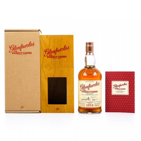 Glenfarclas 格兰花格 1974-2016 家族桶#4076