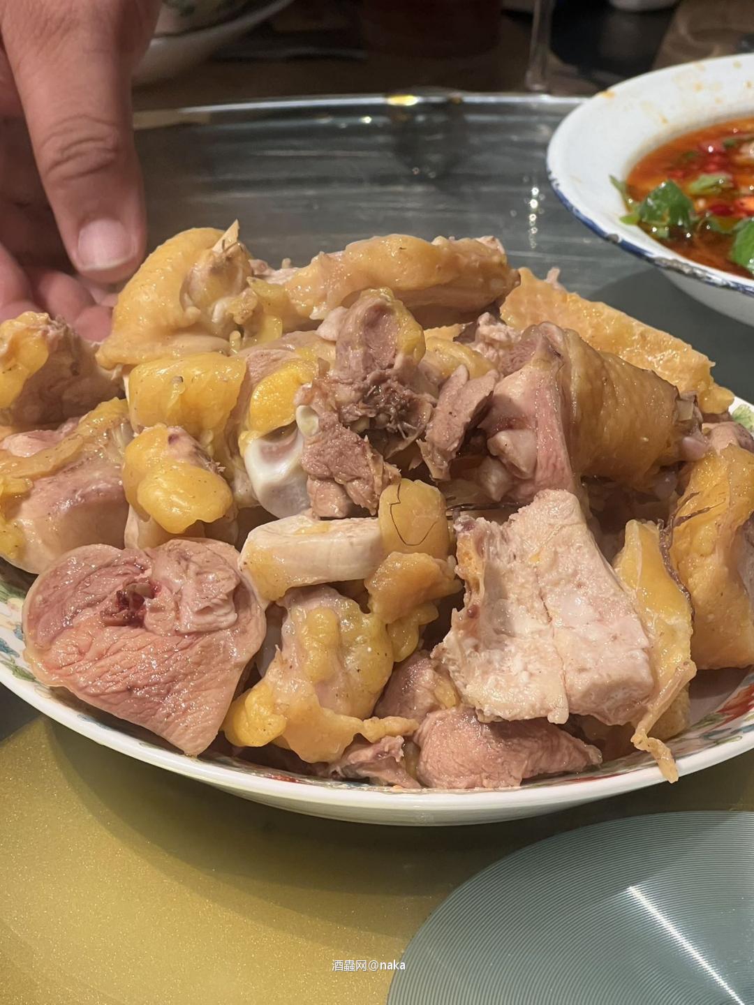 墨西哥产的蜜蜂龙舌兰配宵夜