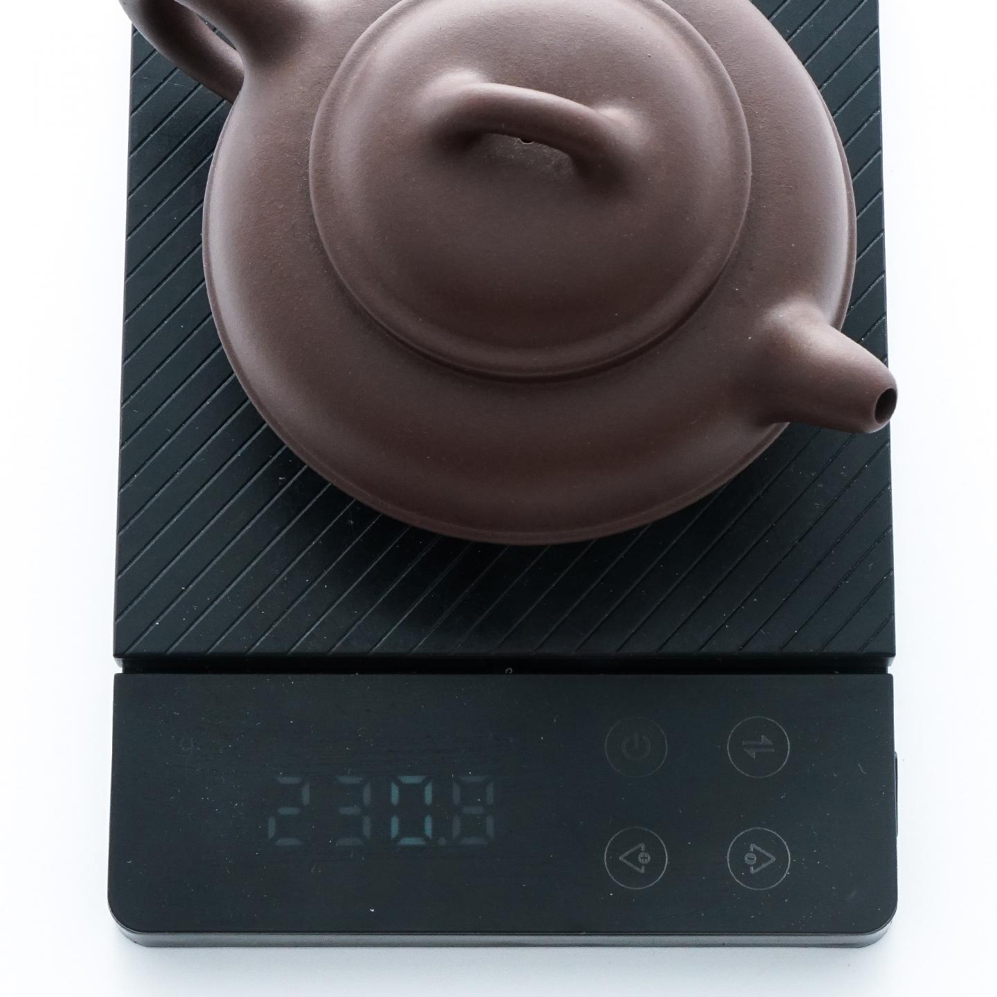 叶慧婳 线掇壶 紫砂壶 约90年代 约330cc 约高86mm