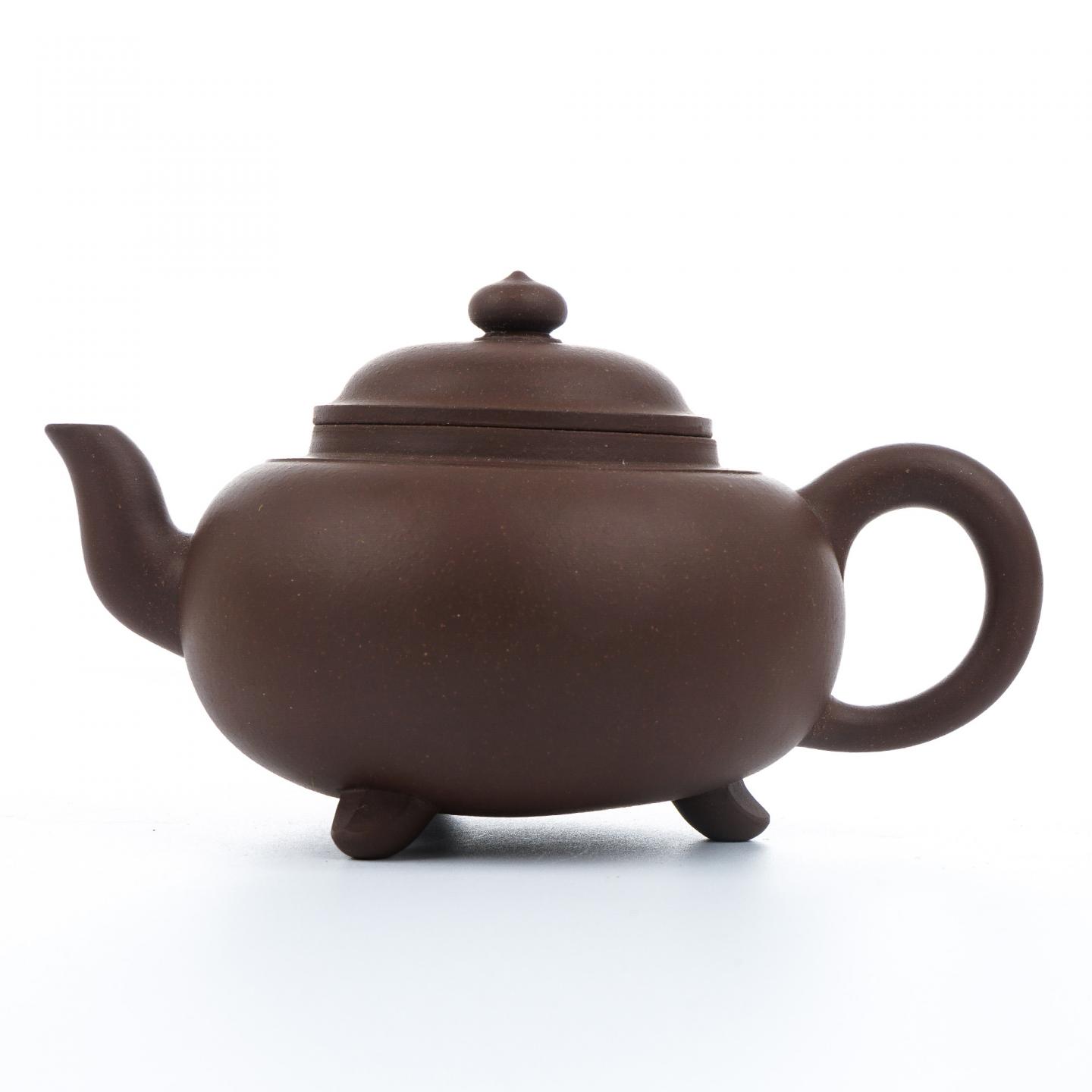 任陶渊 三足鼎炉壶 紫砂壶 约90年代 约360cc 约高92mm