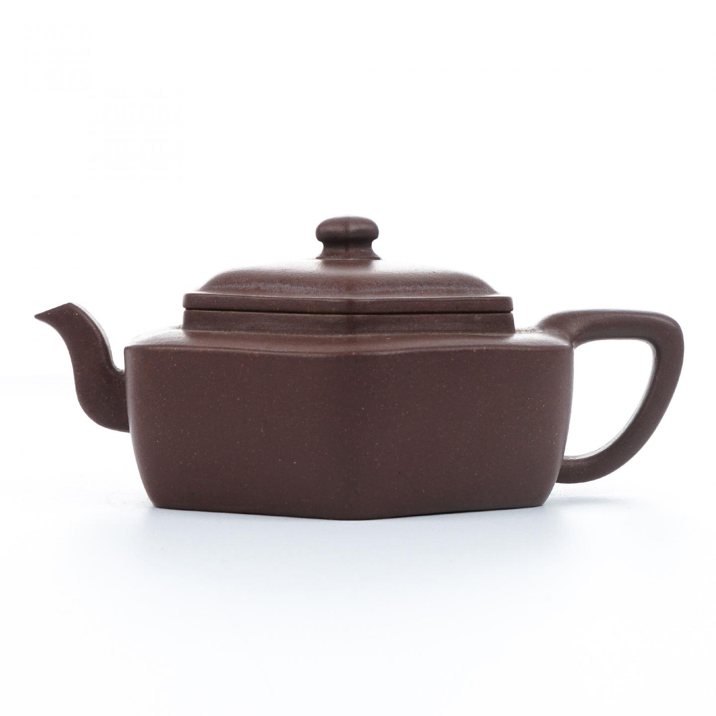 王蜀云（九瀚） 六方折肩 紫砂壶 2016年 约180cc 高约57mm