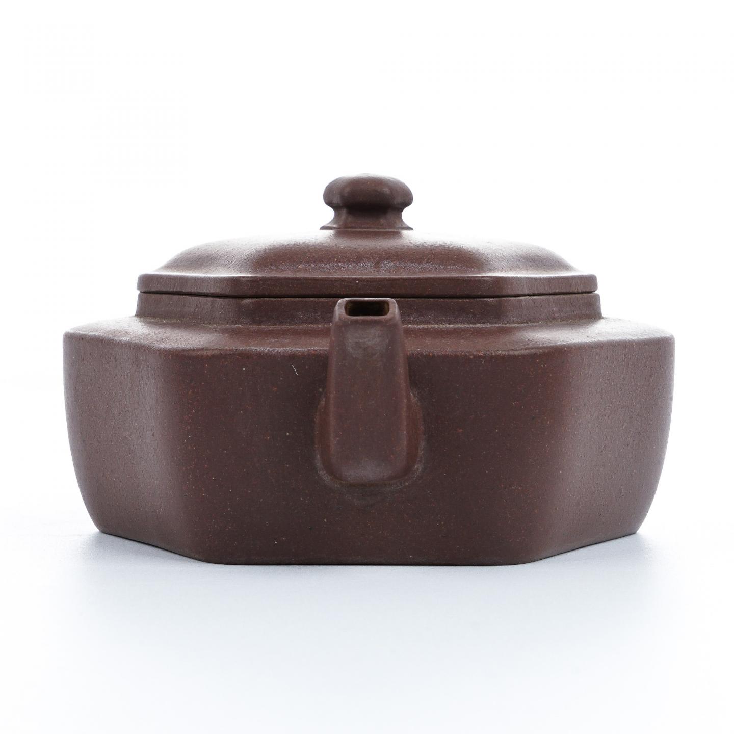 王蜀云（九瀚） 六方折肩 紫砂壶 2016年 约180cc 高约57mm