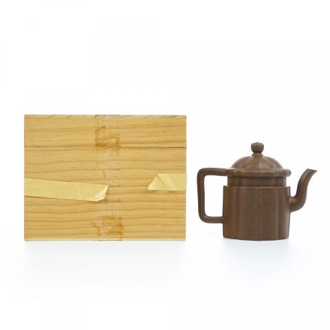 袁江强（九瀚） 明式菱花壶 紫砂壶 2017年 约160cc 高约104mm